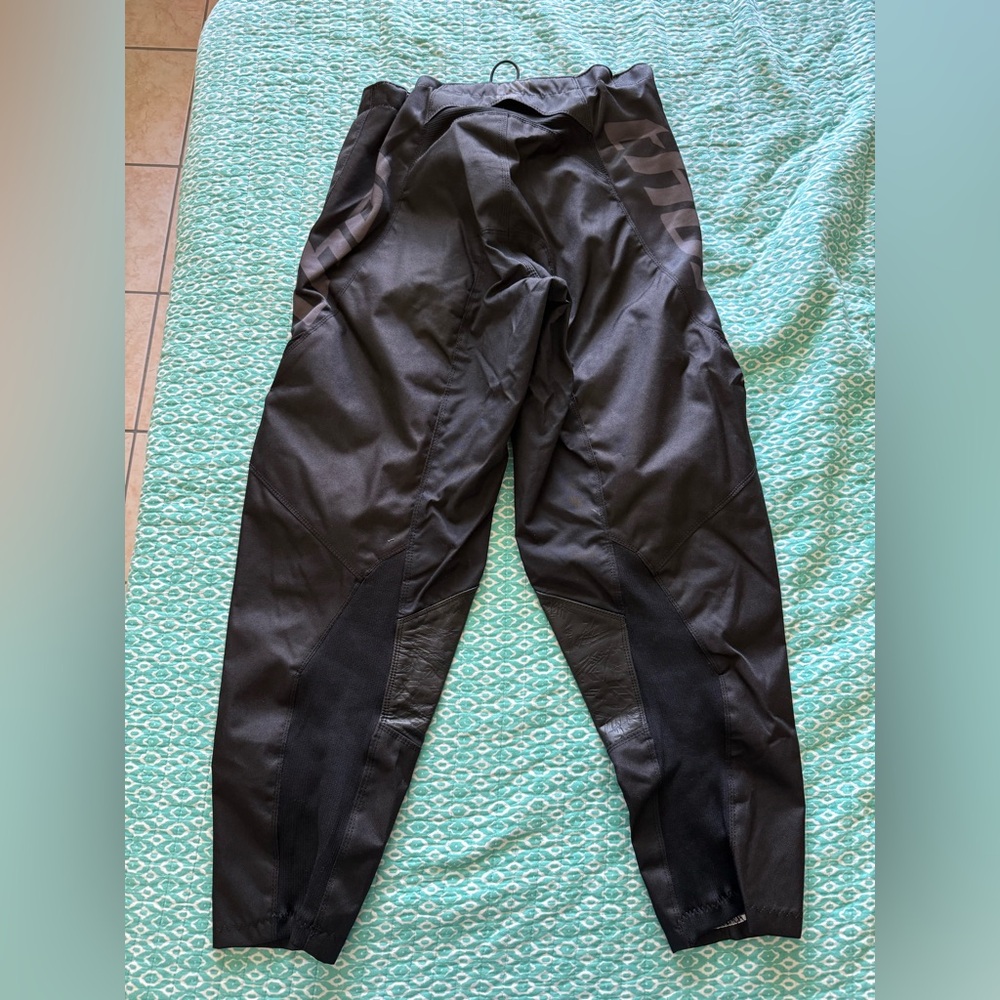 Thor Racing Pants - Picture 2 of 6